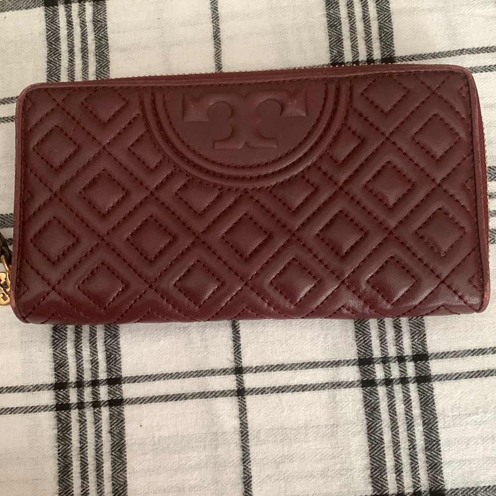 Tory Burch wallet